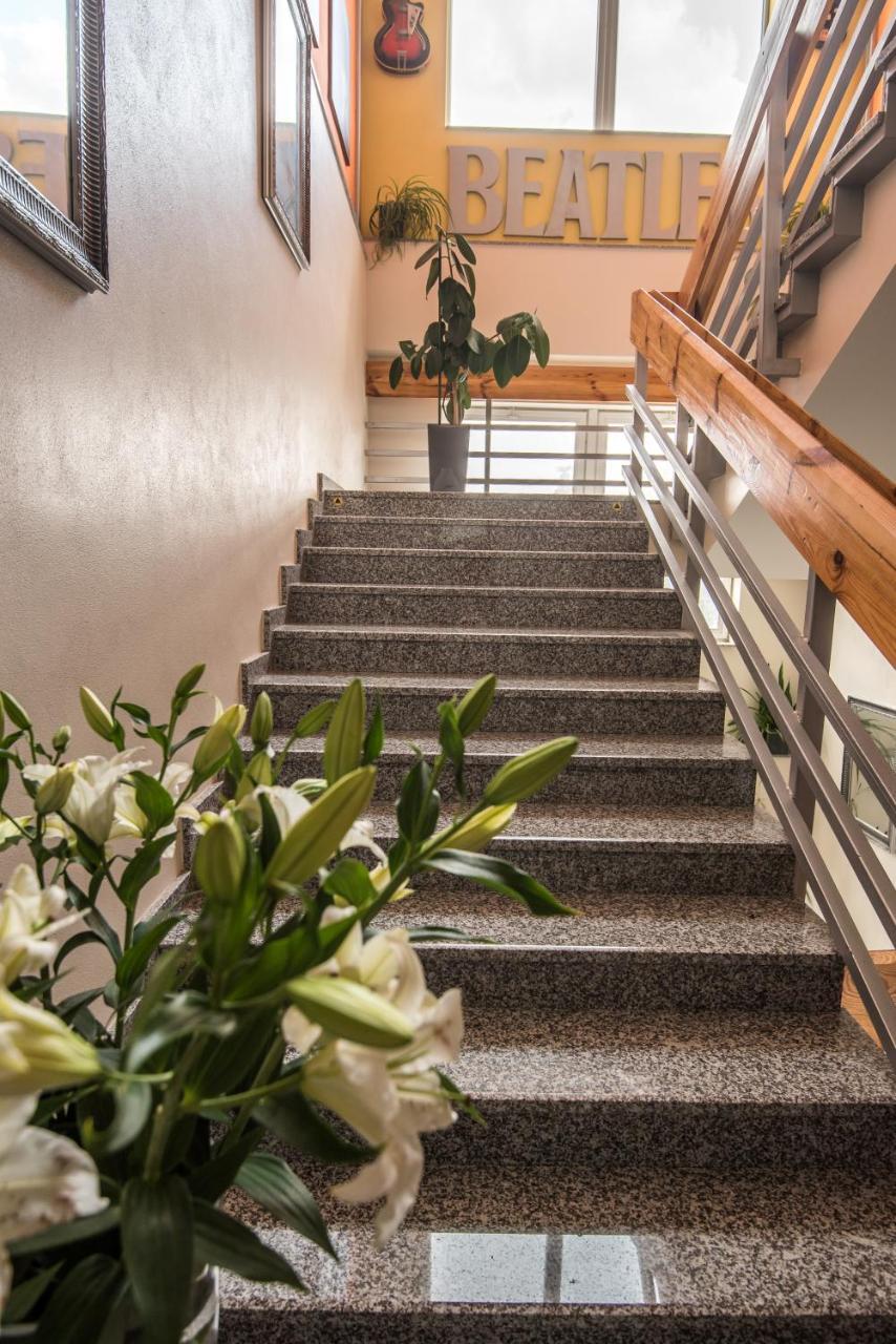 City Hotel B&B, Reception 24 7, 800M Od-From R1, Free Parking Banská Bystrica Eksteriør billede